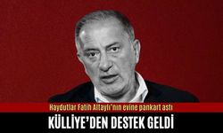 Haydutlar Fatih Altaylı’nın evine pankart astı! Külliye'den destek geldi