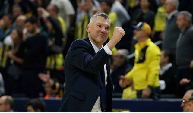 Fenerbahçe’nin koçu tarihe geçti