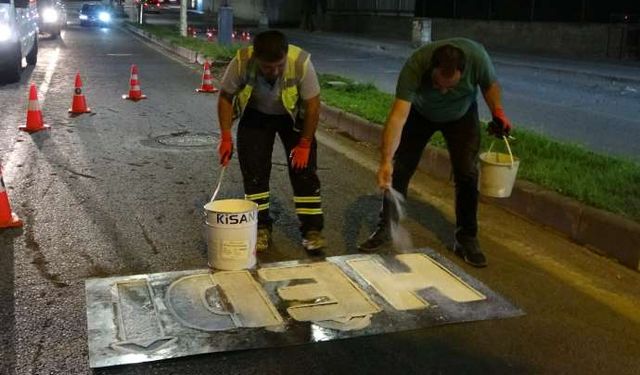 Valiliğin sildirdiği Kürtçe trafik uyarıları yeniden yazıldı